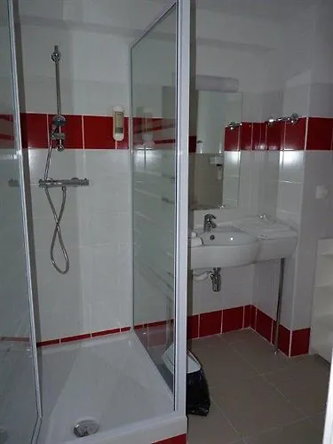 آيكس أومبروفينس Le Clos De Celony 3*, آيكس أومبروفينس